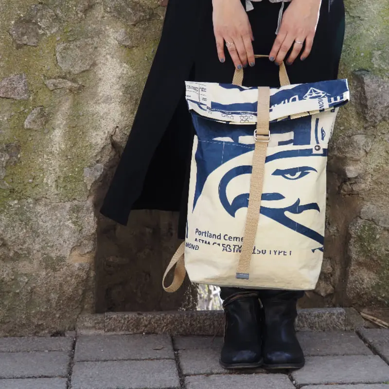 BACKPACK | Nachhaltiger Rucksack in beige-blau
