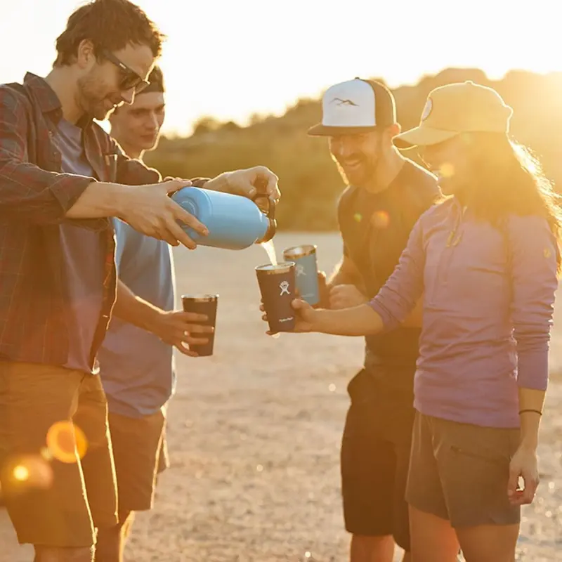 Hydro Flask 64 OZ GROWLER BLACK