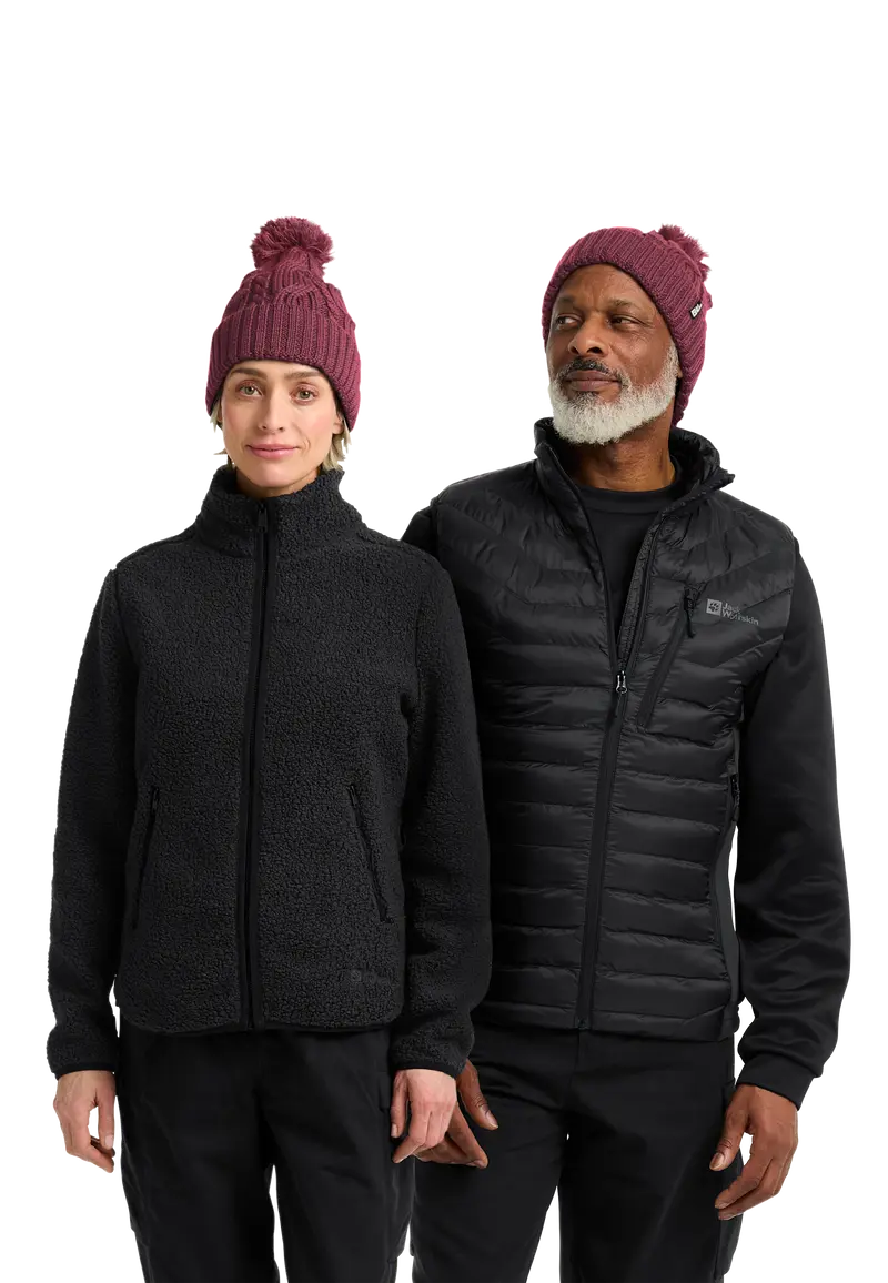 POMPOM BEANIE